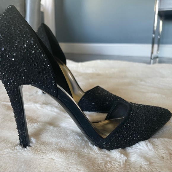 Coach Heels - Picture 4 of 4